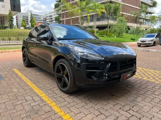 PORSCHE MACAN 2021