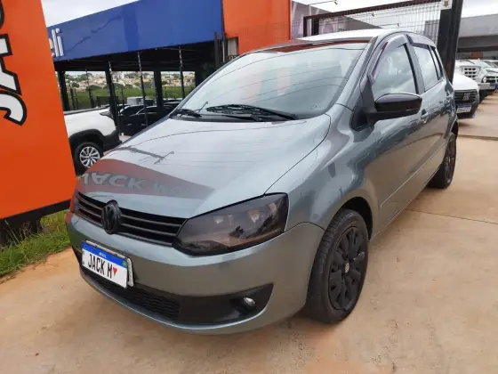 VOLKSWAGEN FOX 2011