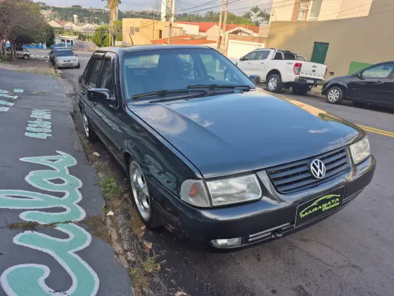 VOLKSWAGEN SANTANA 2001