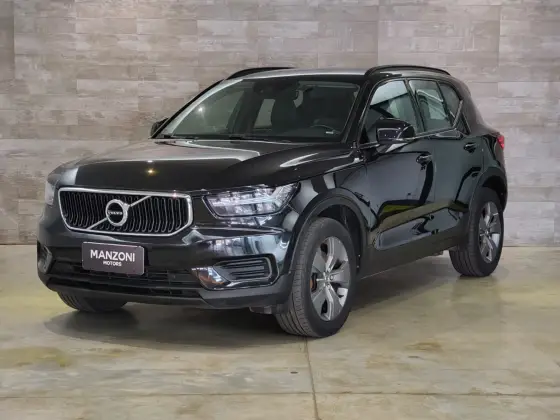 VOLVO XC40 2019