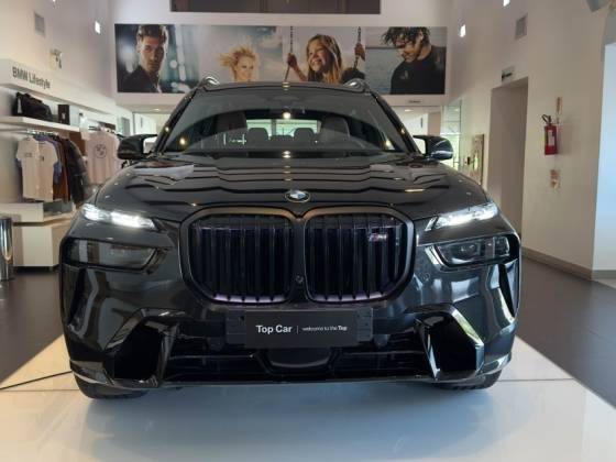 BMW X7 2025