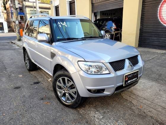 MITSUBISHI PAJERO TR4 2014