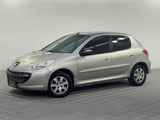 PEUGEOT 207 2011