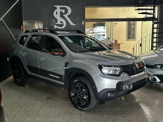RENAULT DUSTER 2025