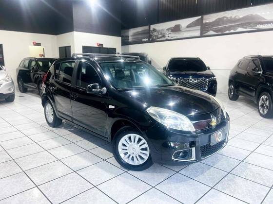 RENAULT SANDERO 2012