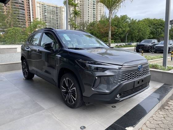 TOYOTA COROLLA CROSS 2025