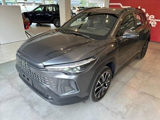 TOYOTA COROLLA CROSS 2026