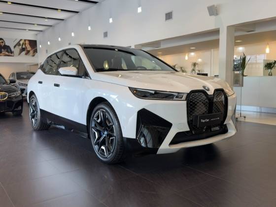 BMW iX 2025