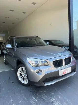 BMW X1 2011