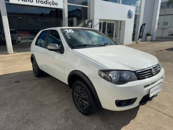 FIAT PALIO 2016
