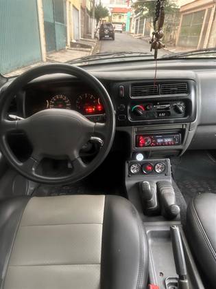 MITSUBISHI L200 2008