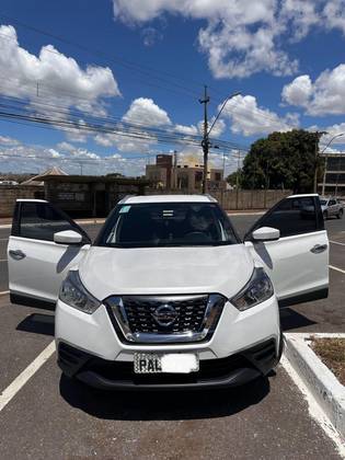 NISSAN KICKS 2020