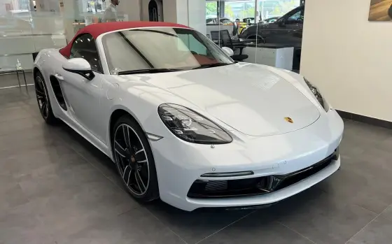 PORSCHE 718 2024
