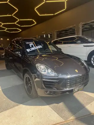 PORSCHE MACAN 2017