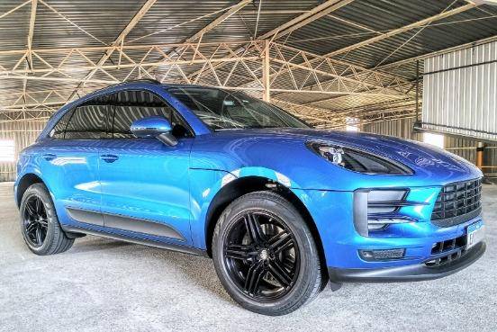 PORSCHE MACAN 2021