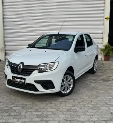 RENAULT LOGAN 2024
