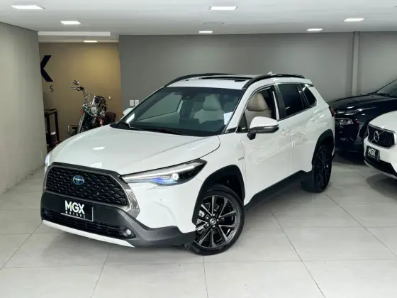 TOYOTA COROLLA CROSS 2023