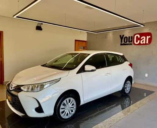 TOYOTA YARIS 2023