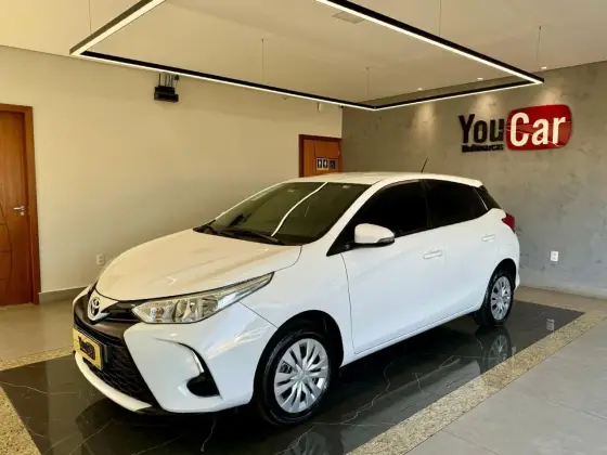 TOYOTA YARIS 2023