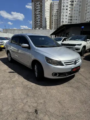 VOLKSWAGEN VOYAGE 2013