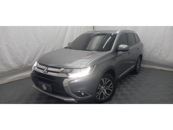 MITSUBISHI OUTLANDER 2017