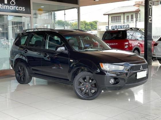 MITSUBISHI OUTLANDER 2010