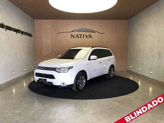 MITSUBISHI OUTLANDER 2015