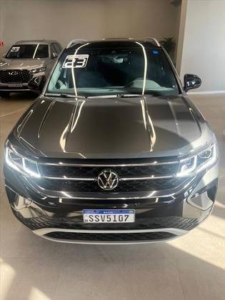 VOLKSWAGEN TAOS 2023