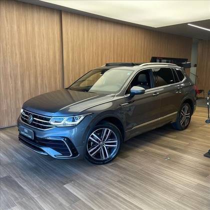 VOLKSWAGEN TIGUAN 2024