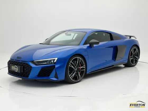 AUDI R8 2021