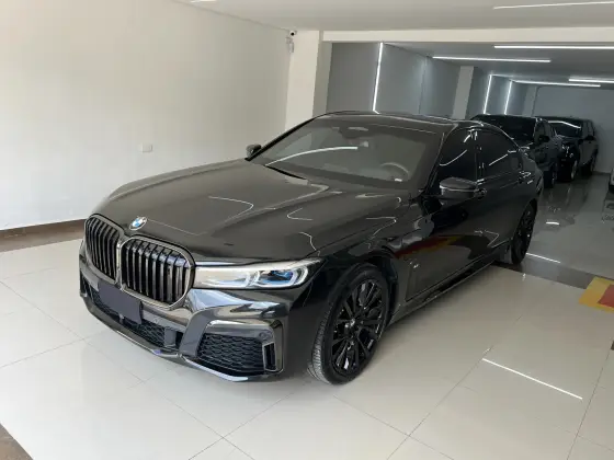 BMW 745Le 2022