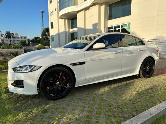 JAGUAR XE 2017
