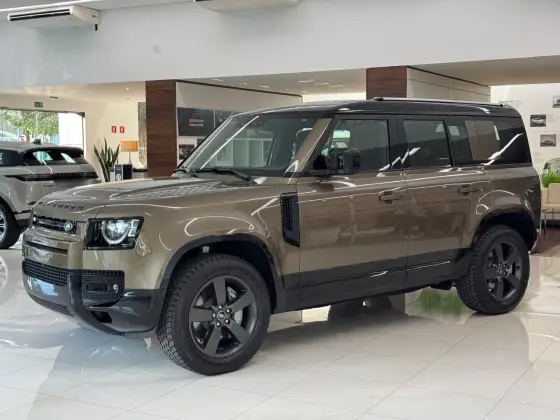 LAND ROVER DEFENDER 2025