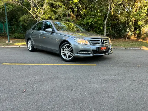 MERCEDES-BENZ C 180 2012
