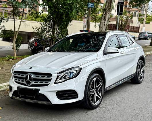 MERCEDES-BENZ GLA 250 2019