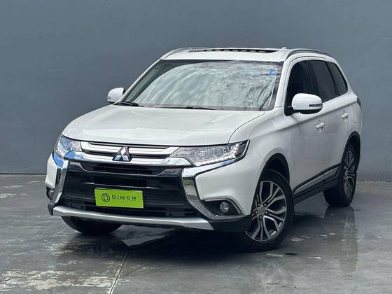 MITSUBISHI OUTLANDER 2018