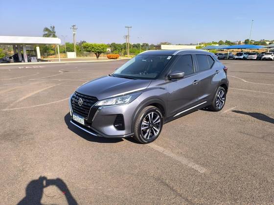 NISSAN KICKS 2022