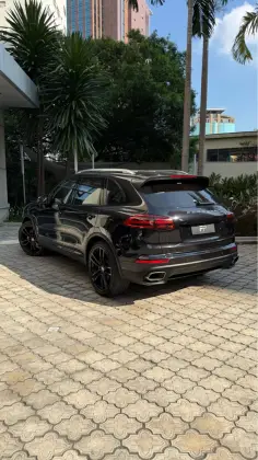 PORSCHE CAYENNE 2016