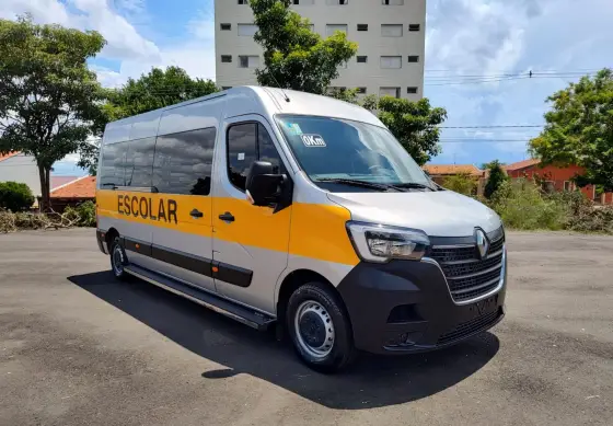 RENAULT MASTER 2025
