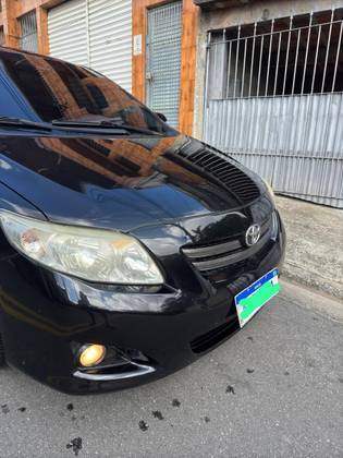 TOYOTA COROLLA 2010