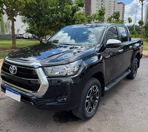 TOYOTA HILUX 2021