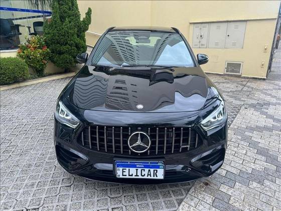 MERCEDES-BENZ GLA 35 AMG 2024