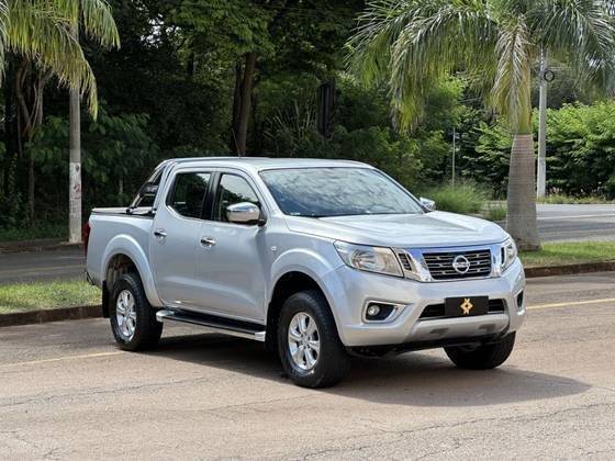 NISSAN FRONTIER 2018