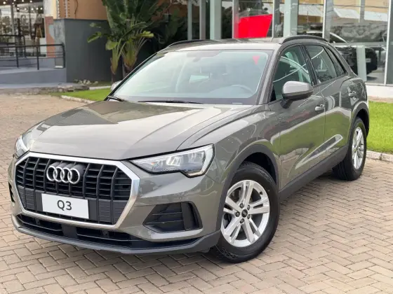 AUDI Q3 2021
