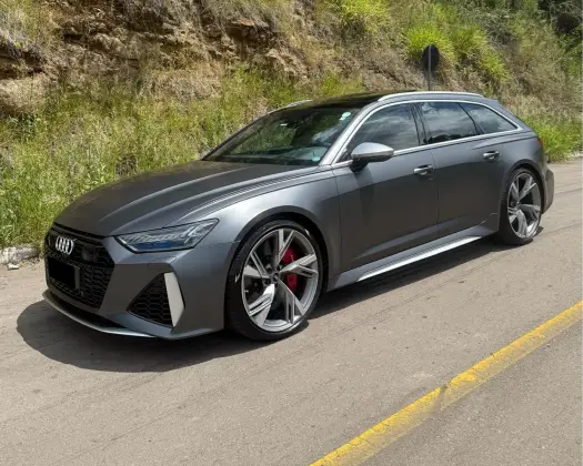 AUDI RS6 2022