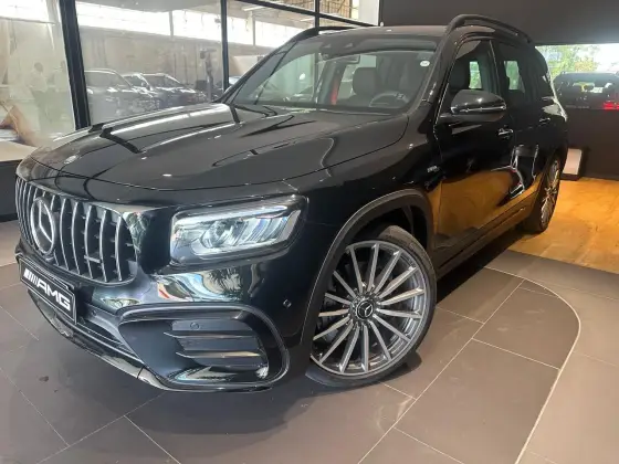 MERCEDES-BENZ GLB 35 AMG 2024