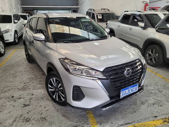 NISSAN KICKS 2022