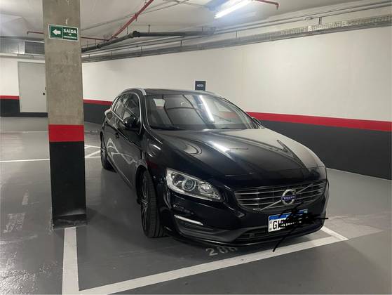VOLVO V60 2018