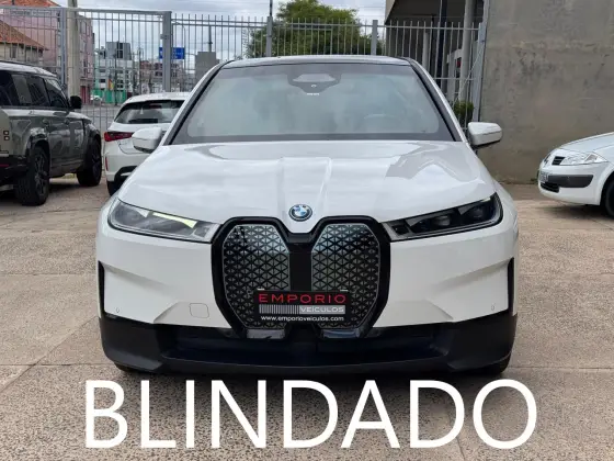 BMW iX 2023