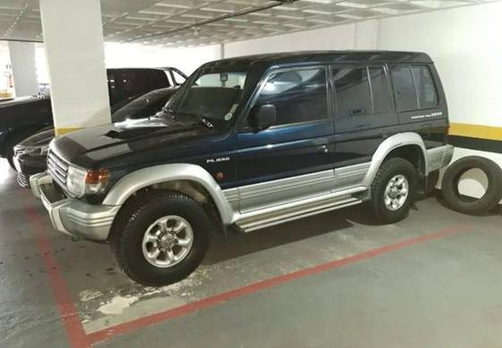 MITSUBISHI PAJERO 1997